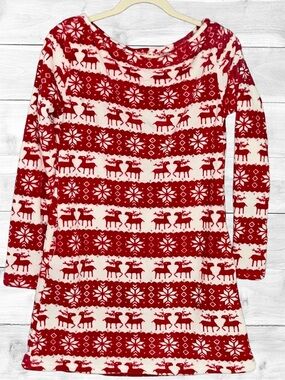 NEW Women’s Comfy Reindeer Print Over the Shoulder Nightgown/Dress/Sweater Sz M.